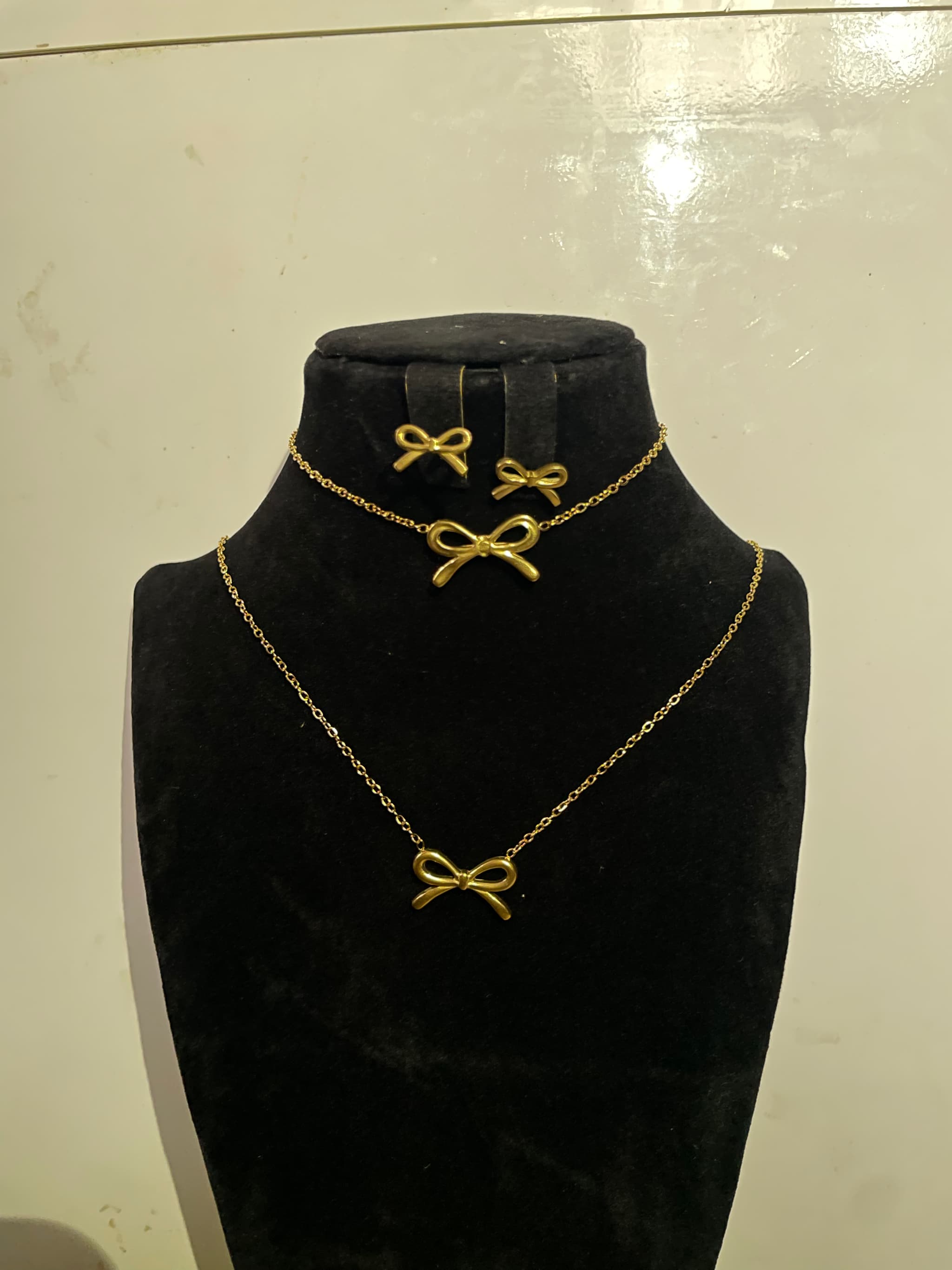 Necklace set